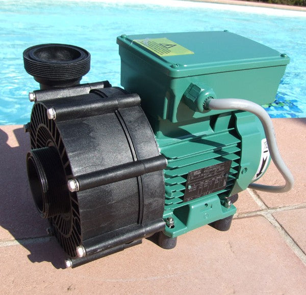 P25 Swimming Pool Filtration Pump - Desjoyaux Pools
